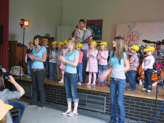 gal/2008/2008 Saitentwist Gemeindesaal 25 Mai Mirjamhaus/2008 Saitentwist Gemeindesaal 25.Mai. Mirjamhaus. 081 (4).jpg